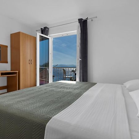 Apartments By The Sea Podgora, Makarska - 2596 Oda fotoğraf